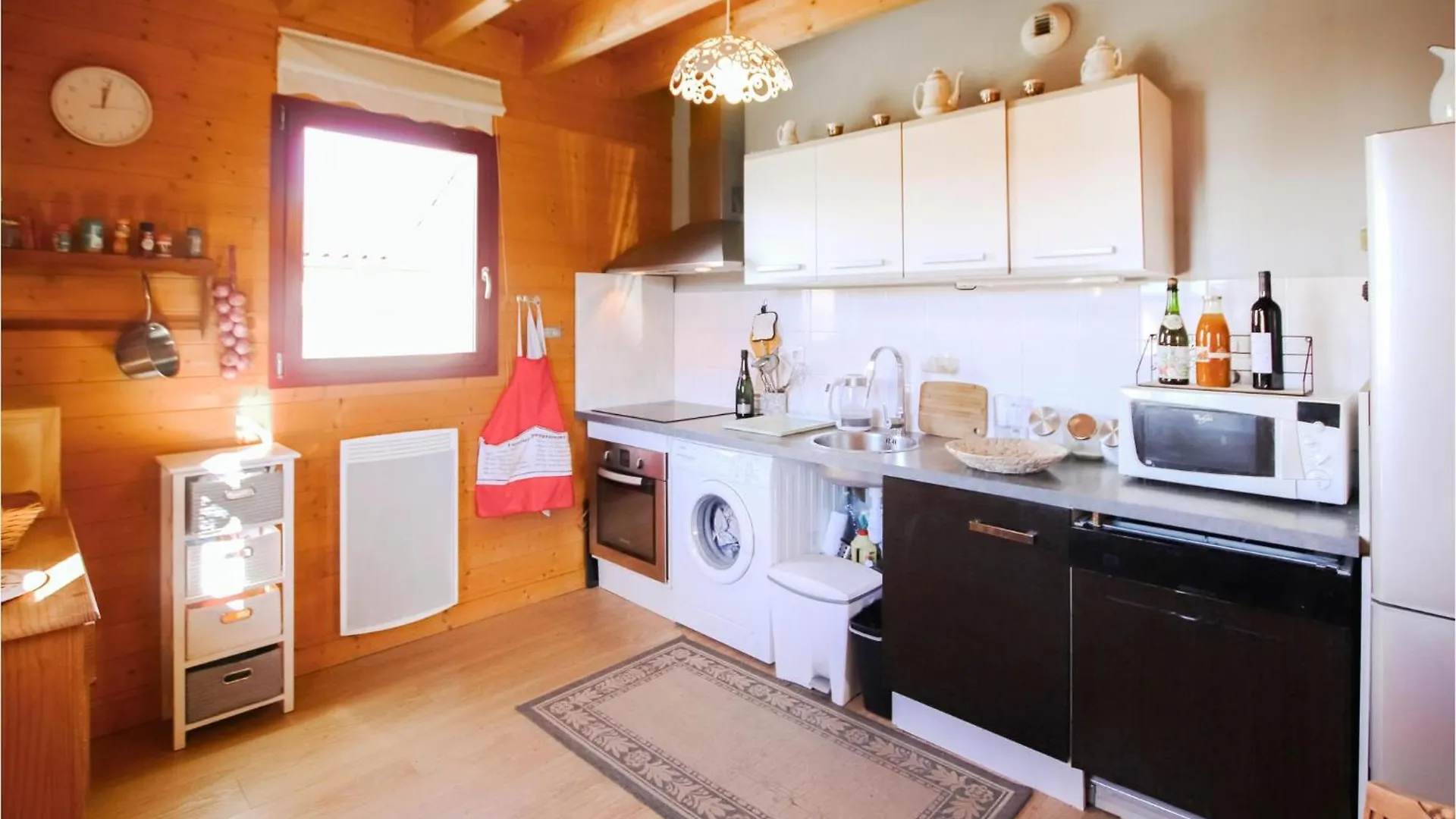 Ferienhaus Stunning Home In Vernoux En Vivarais With Kitchen